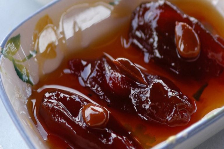 Γλυκό του κουταλιού μελιτζανάκι: Η γλυκιά “πινελιά” του Αλιβερίου