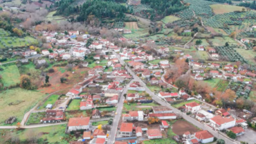 Καμάρια Εύβοιας: Το πεδινό χωριό που πρέπει να επισκεφτείτε