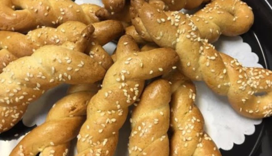 Συνταγή για πεντανόστιμα λαδοκούλουρα Λακωνίας