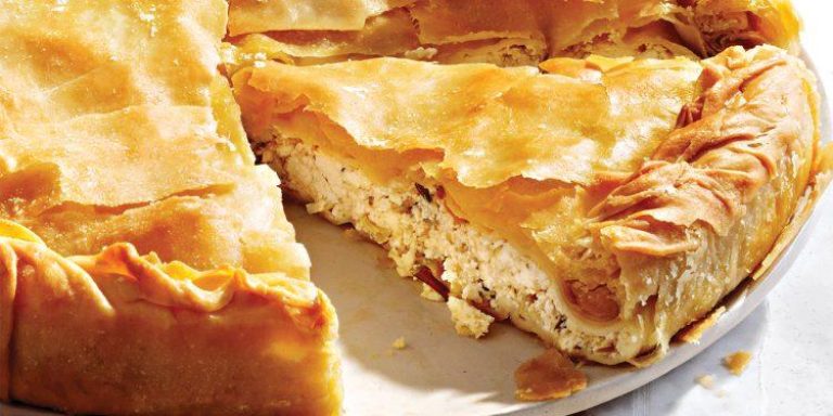 Κρεμμυδόπιτα: Δείτε την πεντανόστιμη συνταγή