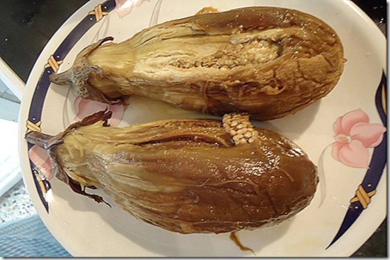 Καρυώτικο: Η μελιτζανοσαλάτα της Εύβοιας!