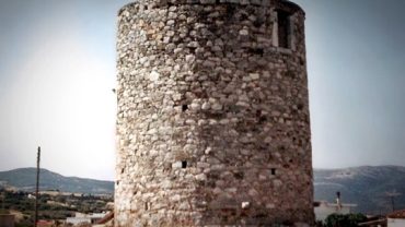 Ζάρακες: Δείτε το γραφικό χωριό της Εύβοιας