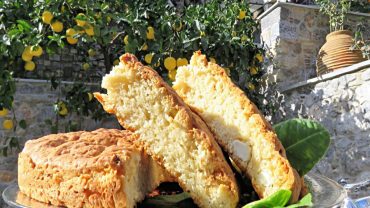 Ροδινή Κύμης: Τι είναι και πως φτιάχνεται