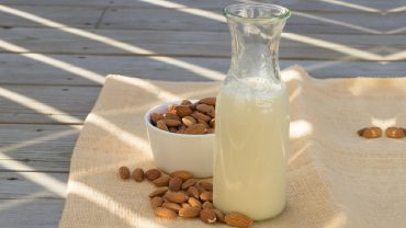 Πώς να φτιάξετε παραδοσιακή σουμάδα στο σπίτι