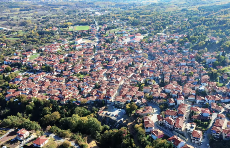 Αρναία: Ο προορισμός της Χαλκιδικής που μαγεύει τον χειμώνα (vid)