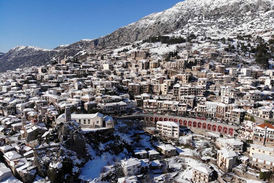 Απόδραση στην Αράχωβα